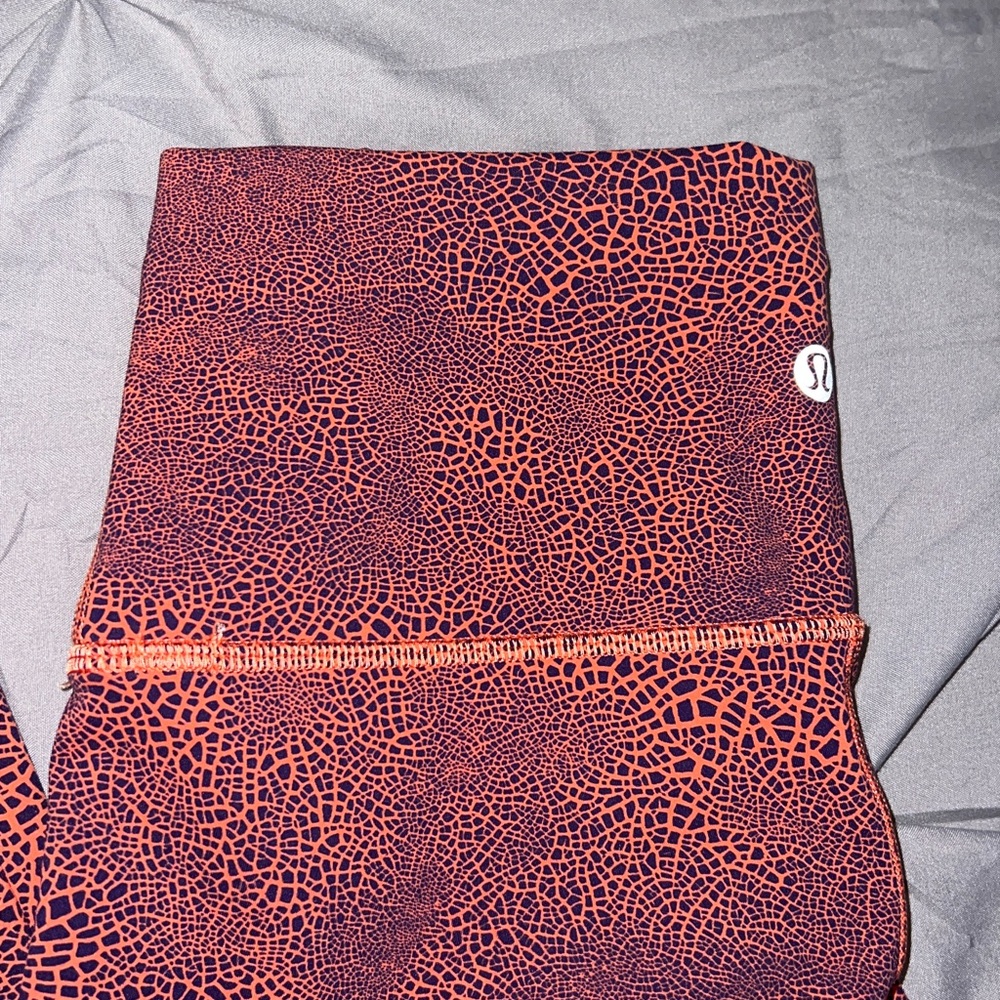 Lululemon Athletica Orange Blue Patterned High Rise Leggings - Picture 4 of 9